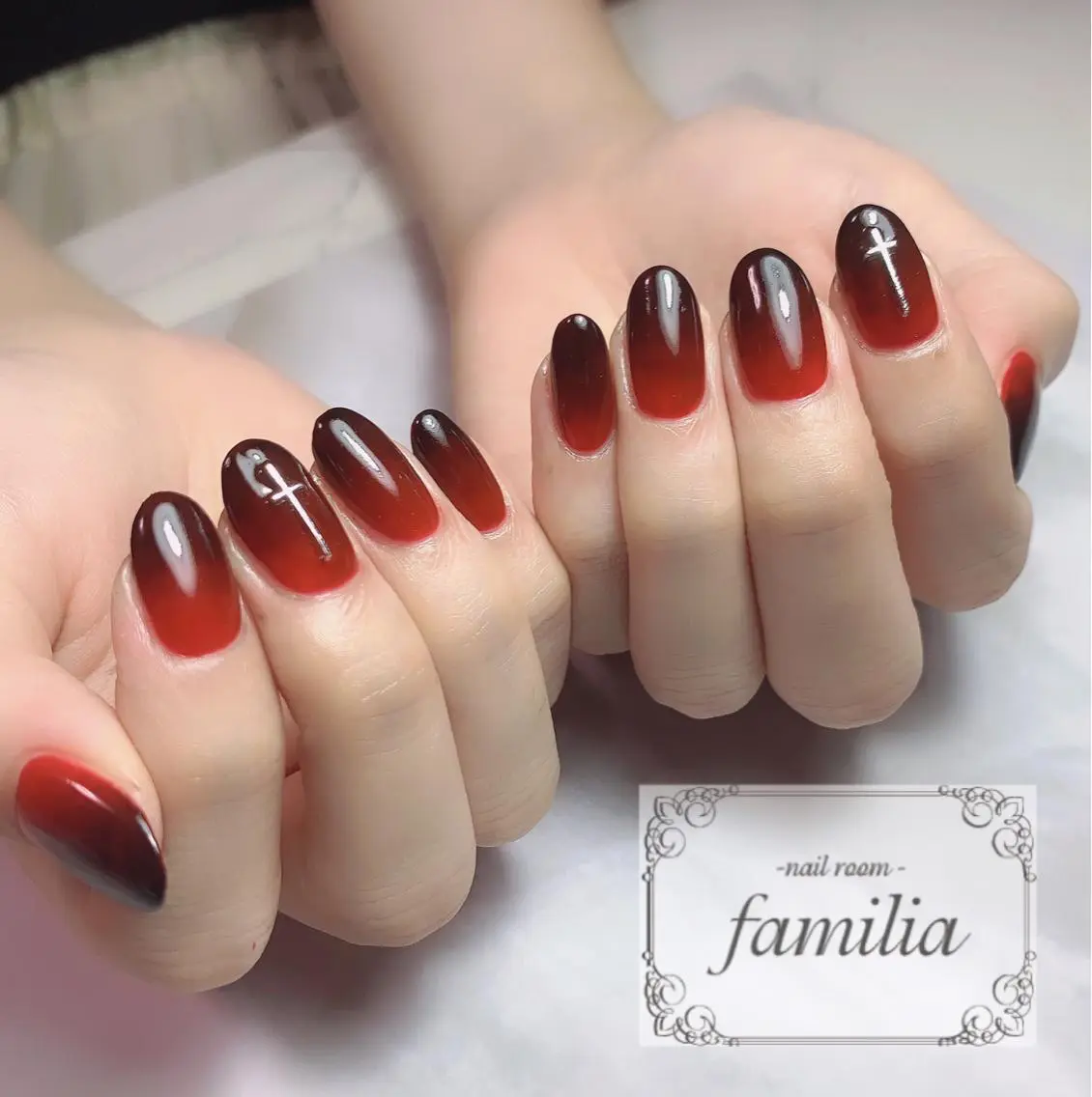 ネイル ハンドネイル -nailroom- familiaのネイルデザイン