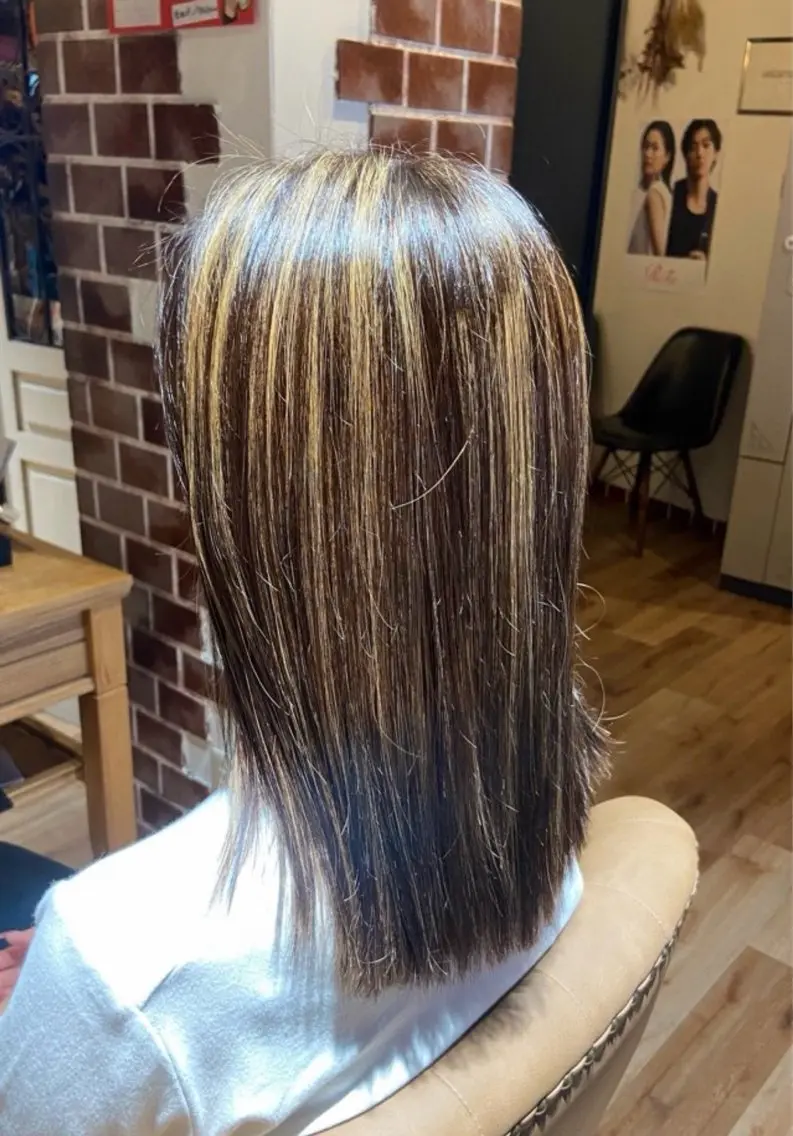 カラー 梶 瑞希のヘアスタイル