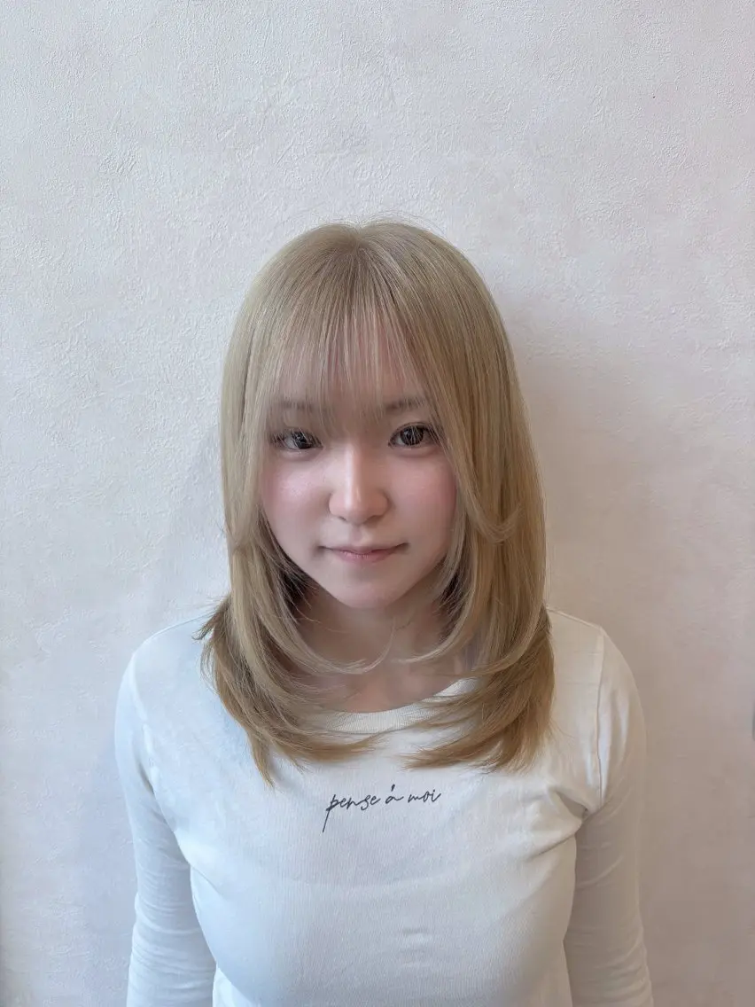 セミロング レイヤーカット カット ヘアカラー トリートメント 藤井 楓のヘアスタイル