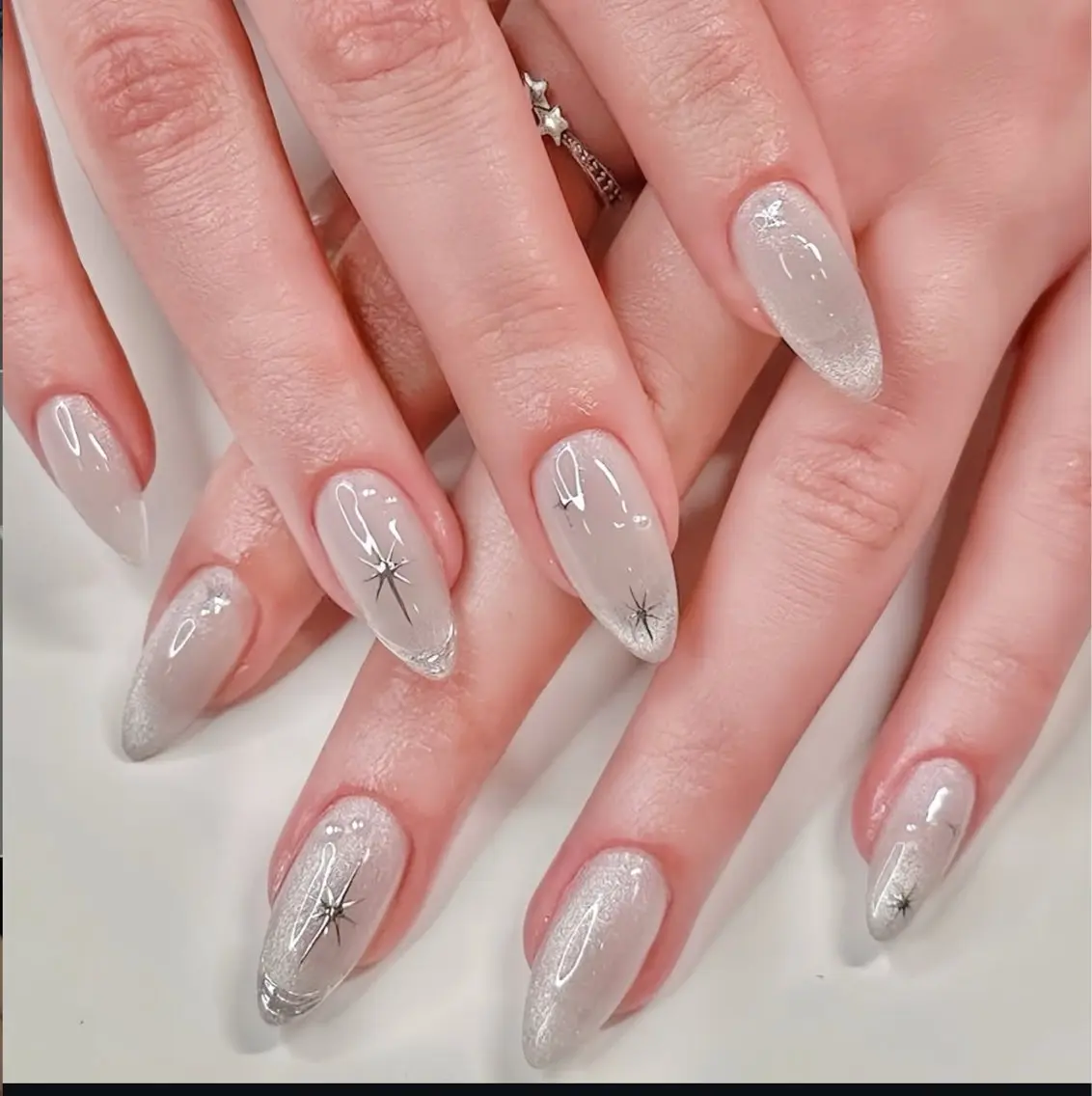 ネイル ハンドネイル XIINH NAIL SALONのネイルデザイン