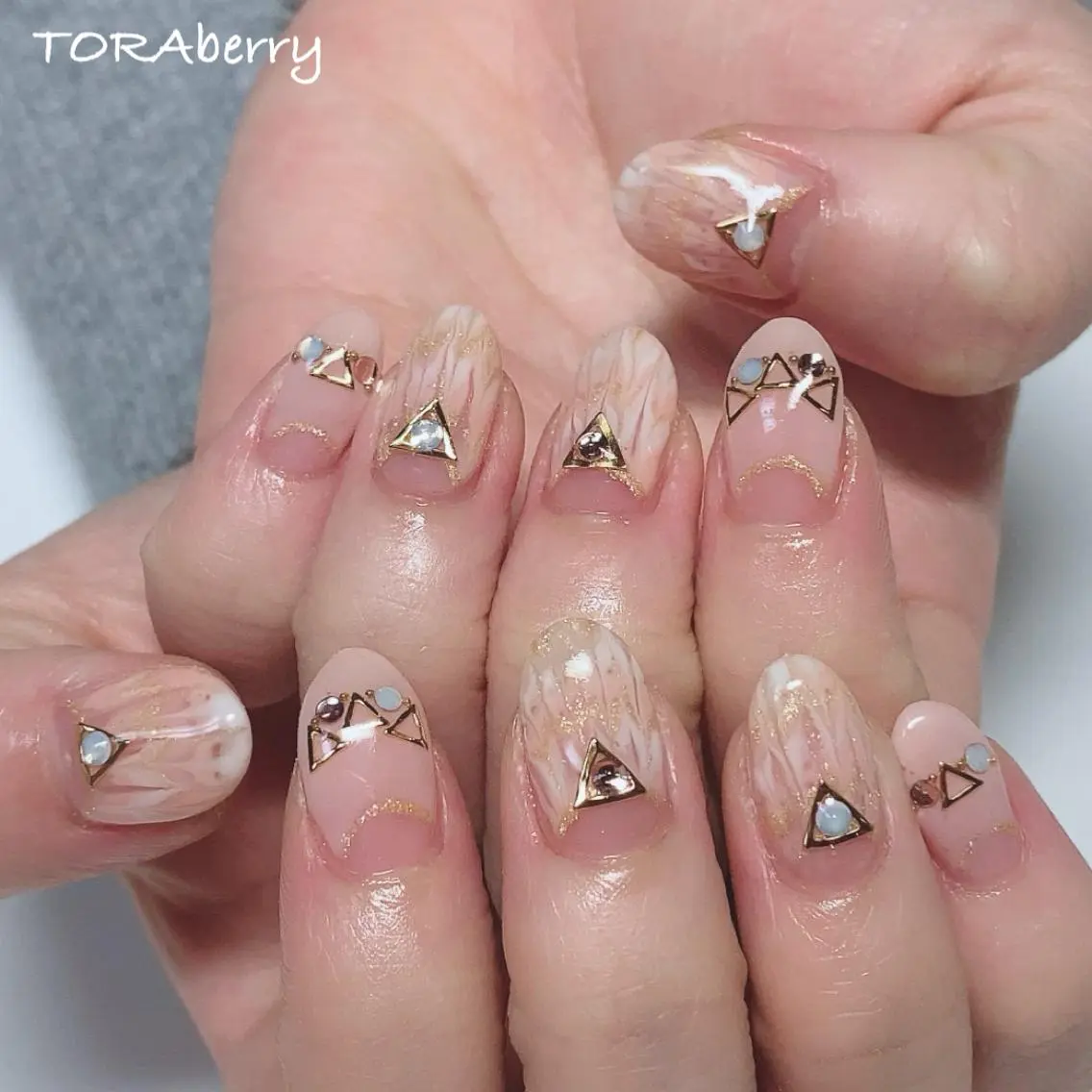ネイル ハンドネイル ネイリスト なつみのネイルデザイン