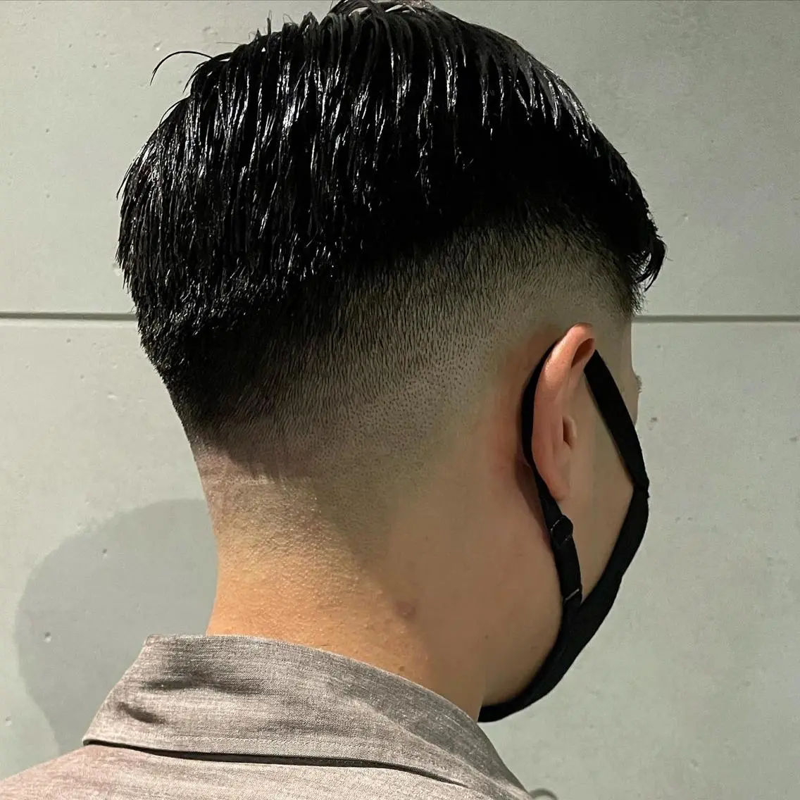 ショート メンズ フェードカット スキンフェード メンズヘア特化 崎田 成人のヘアスタイル