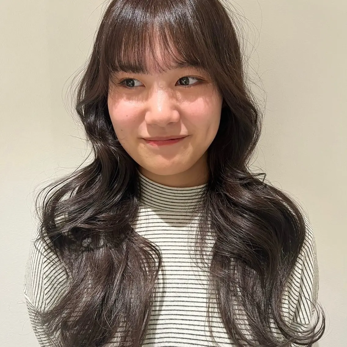 ロング カラー ヘアカラー 艶カラー / あおいのヘアスタイル