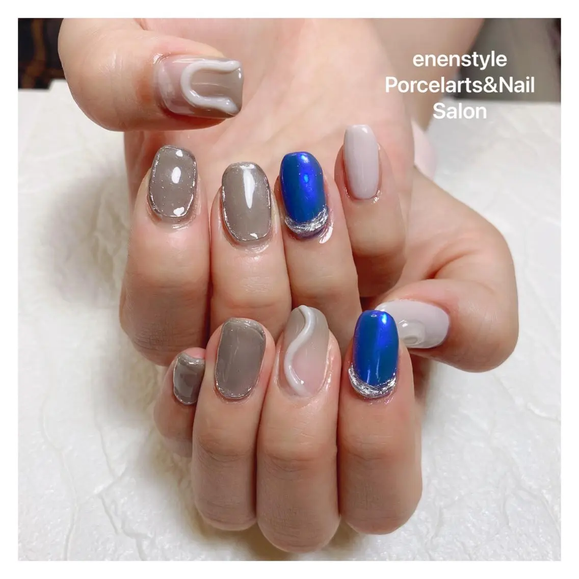 ミディアム ネイル ハンドネイル 🐾enen style 🐾のネイルデザイン