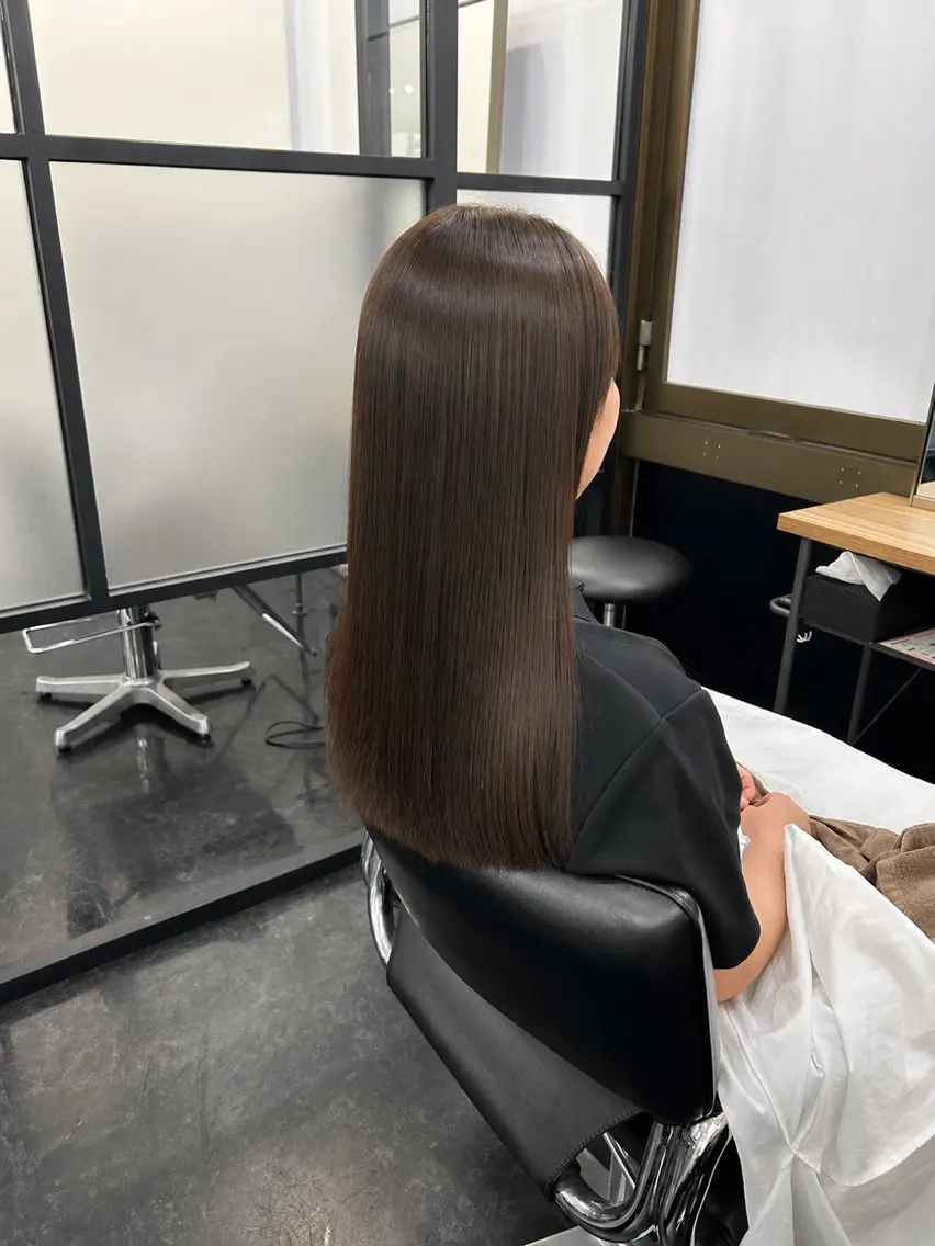 セミロング 縮毛矯正 🍀野尻 拓海🍀のヘアスタイル