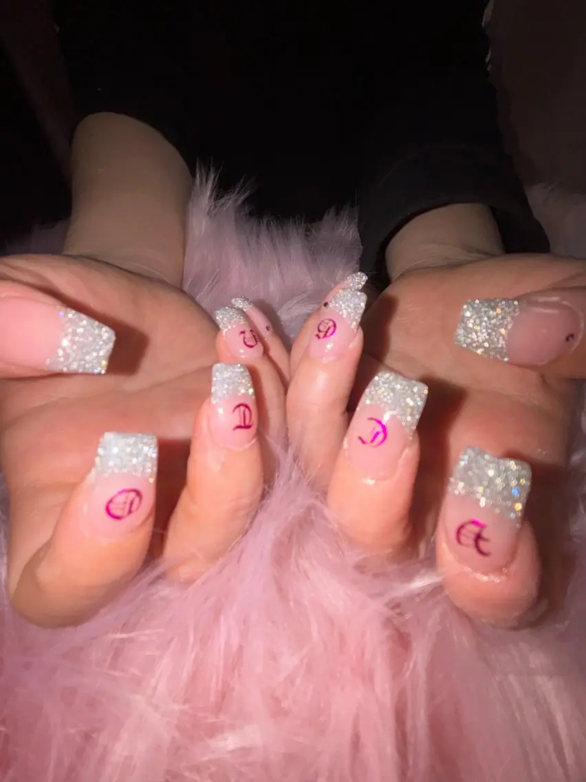 ネイル ハンドネイル 海外ネイル u4me🦄💜のネイルデザイン