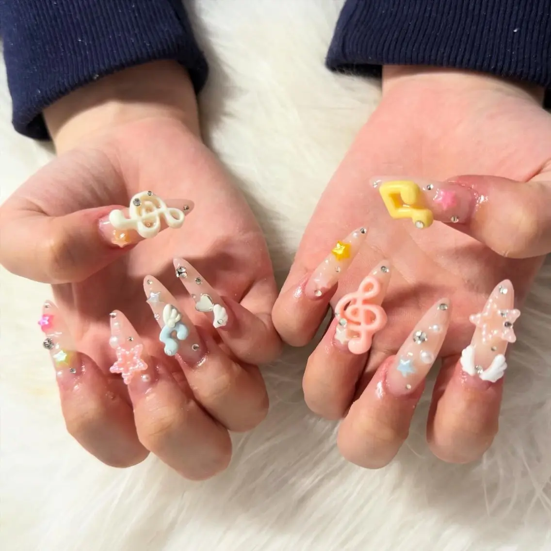 ロング ハンドネイル mao .のネイルデザイン