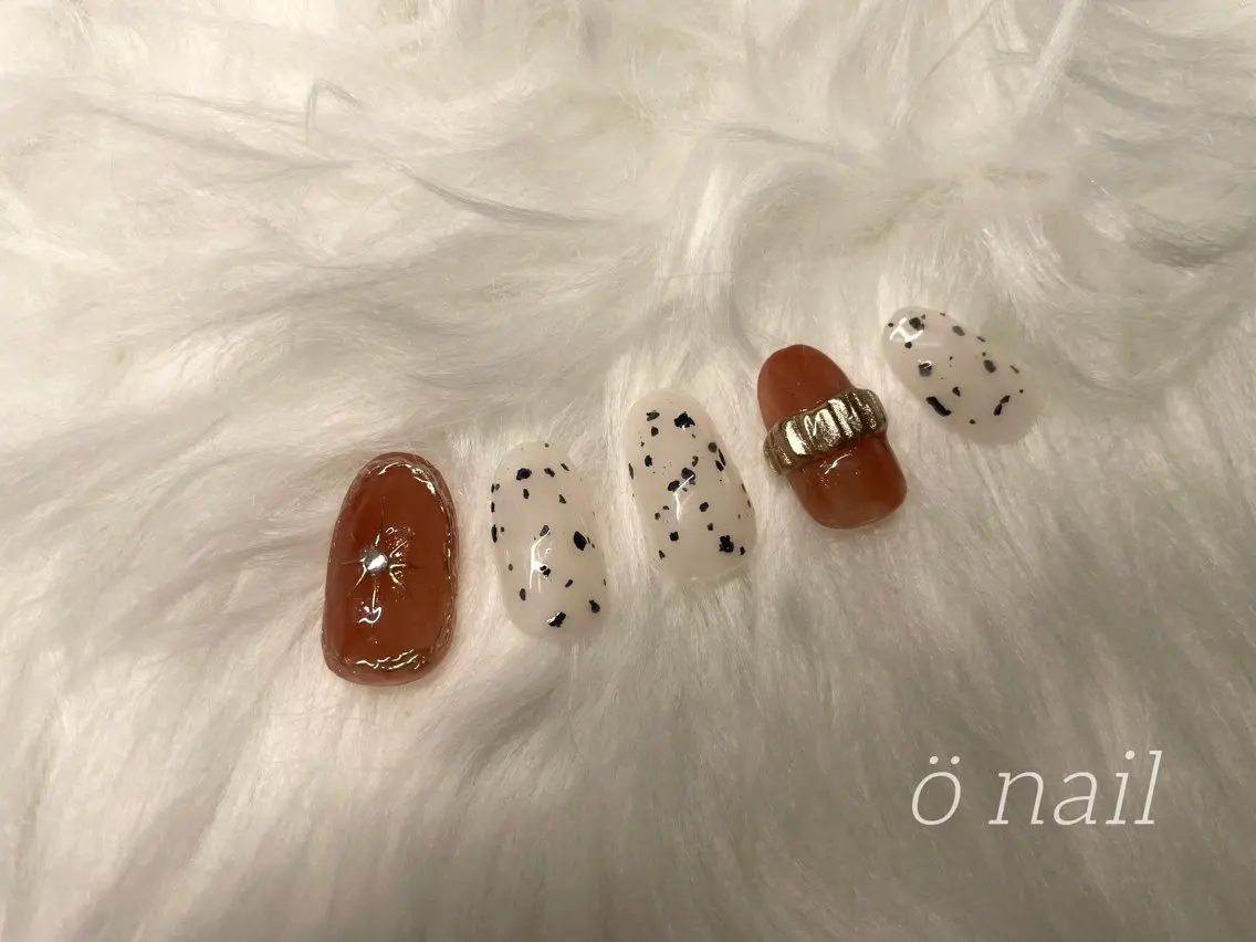 ネイル ö nail 【オーネイル】のネイルデザイン