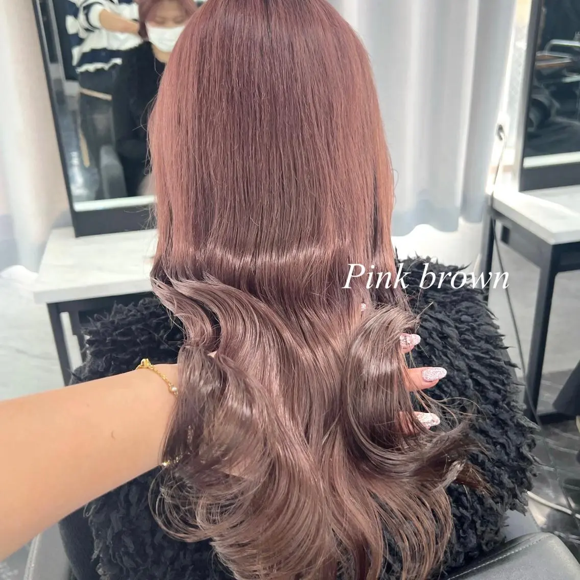 ロング カラー シールエクステ ハイトーンカラー エクステ ヘアカラー シールエクステ特化 ハイトーン、NANAのヘアスタイル