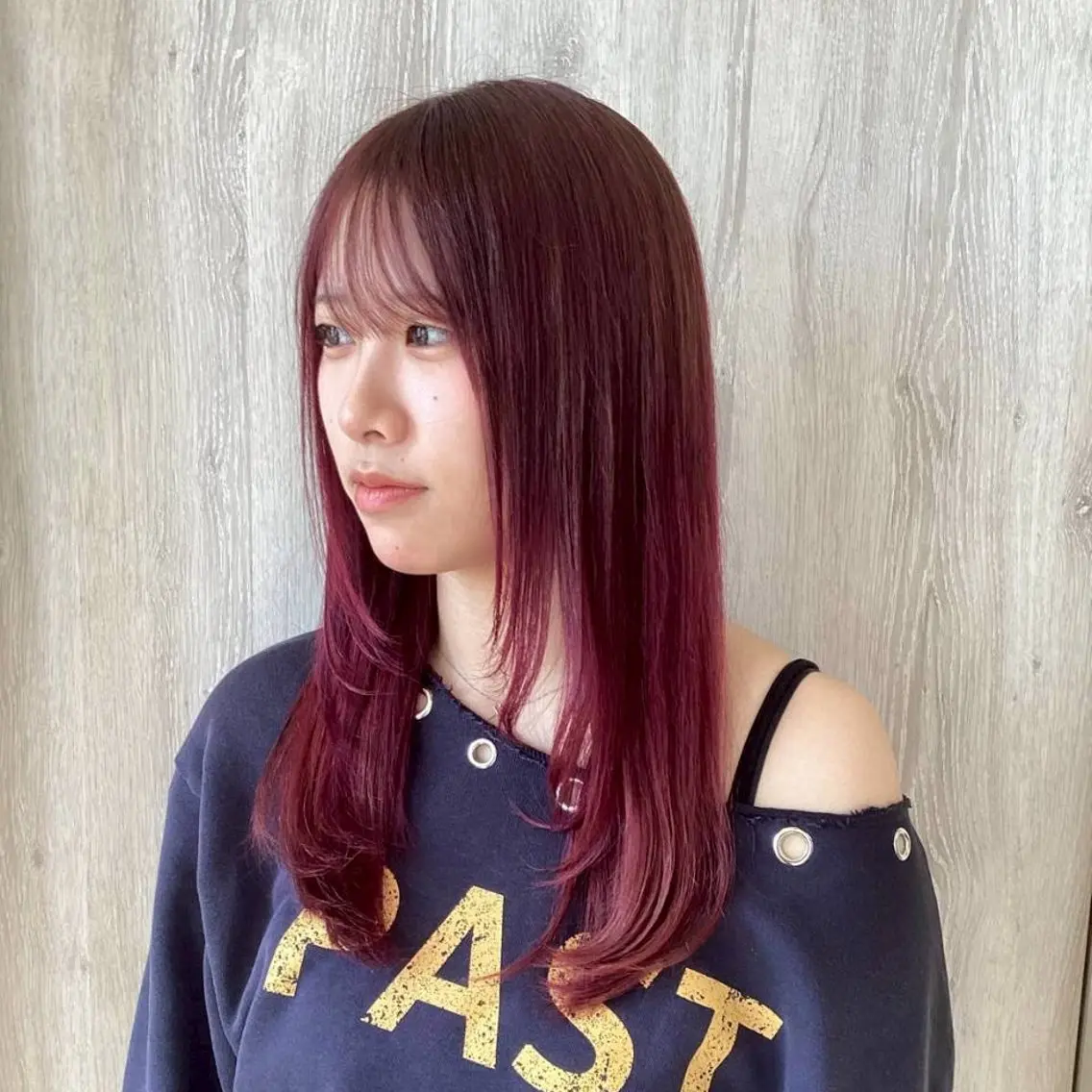 ロング カラー ピンクカラー ヘアカラー トリートメント 渕 七海のヘアスタイル