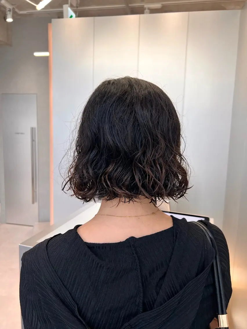パーマ カット ヘアカラー パーマ ボブパーマコテ巻き風 パーマNo1深江秀平のヘアスタイル
