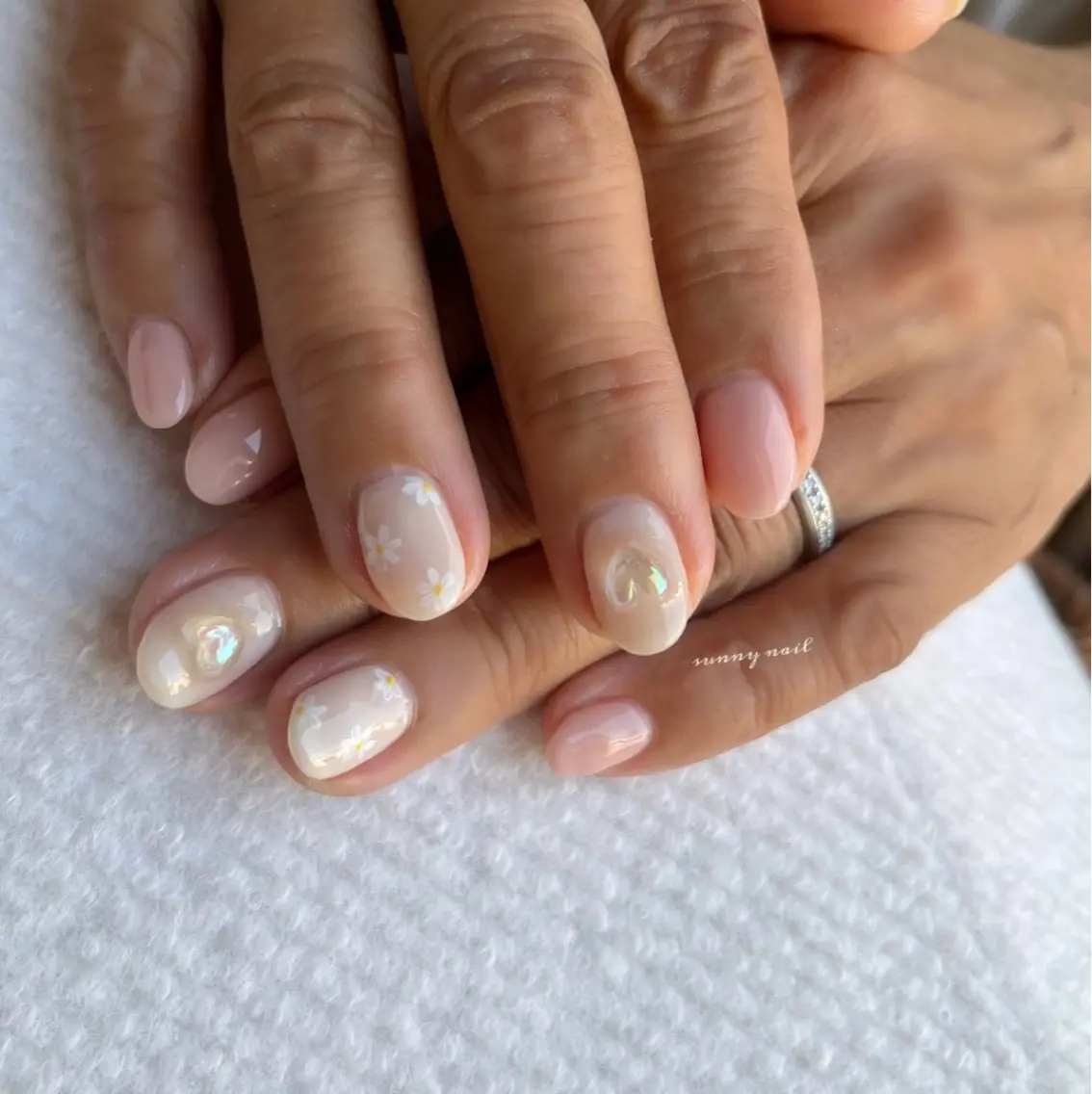 ネイル フラワーネイル ジェルネイル ハート パラジェル sunny nailのネイルデザイン