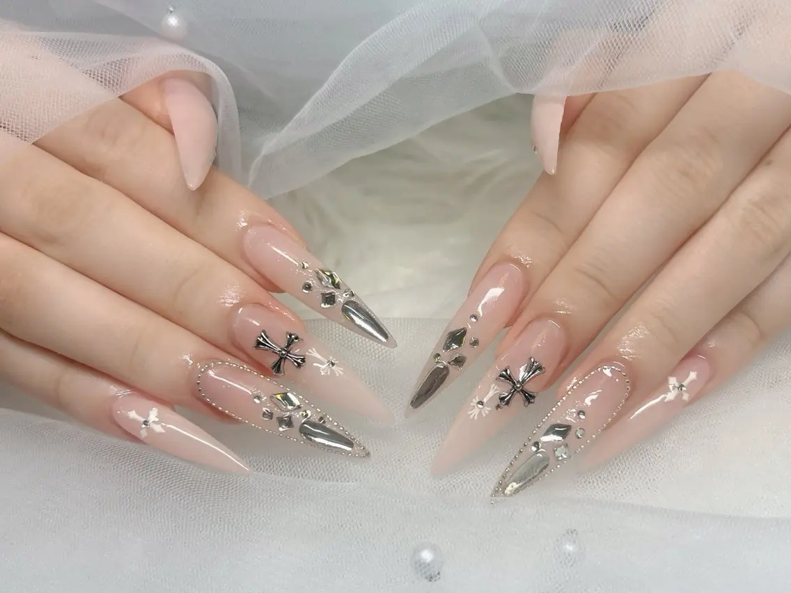 ネイル ロングネイル ネイルチップ ハンドネイル Kei Nail Salonのネイルデザイン