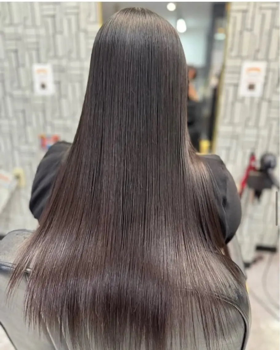 ロング 縮毛矯正 北村 理奈のヘアスタイル