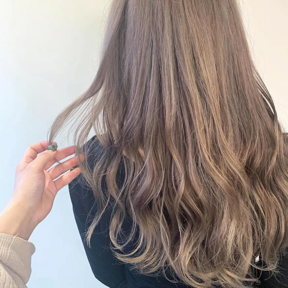 ロング カラー レイヤー🇰🇷小顔 見せ顔周り💕トモミのヘアスタイル