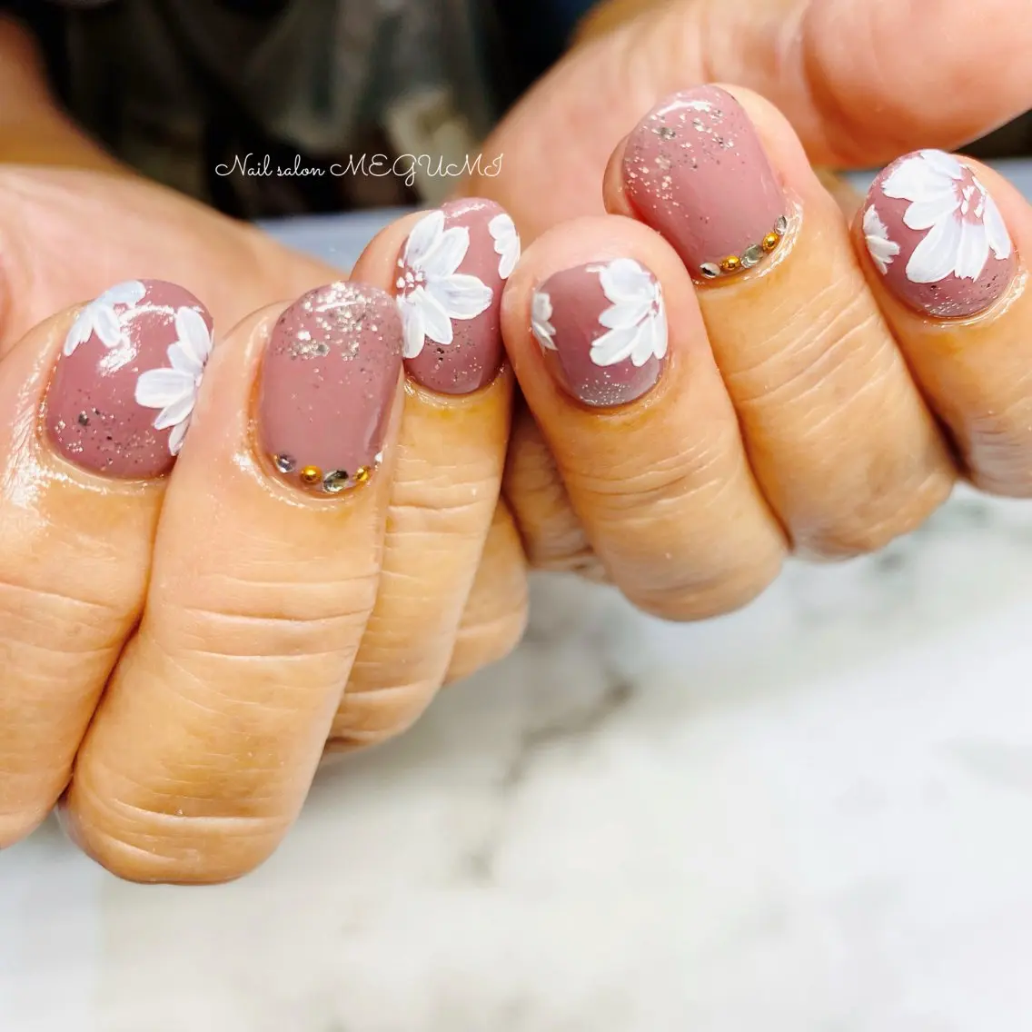 ネイル Nail salon MEGUMIのネイルデザイン