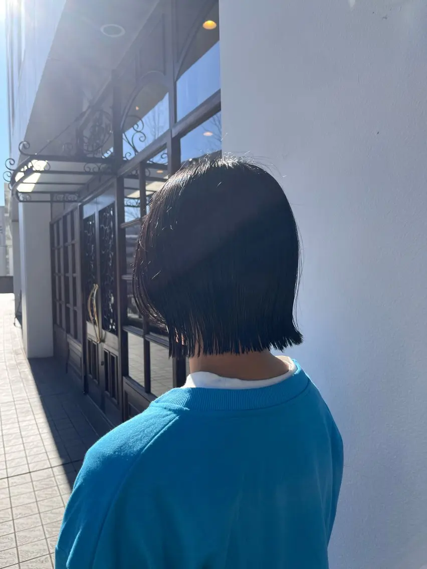 ミディアム ボブ 縮毛矯正／艶カラー アオキタイキのヘアスタイル