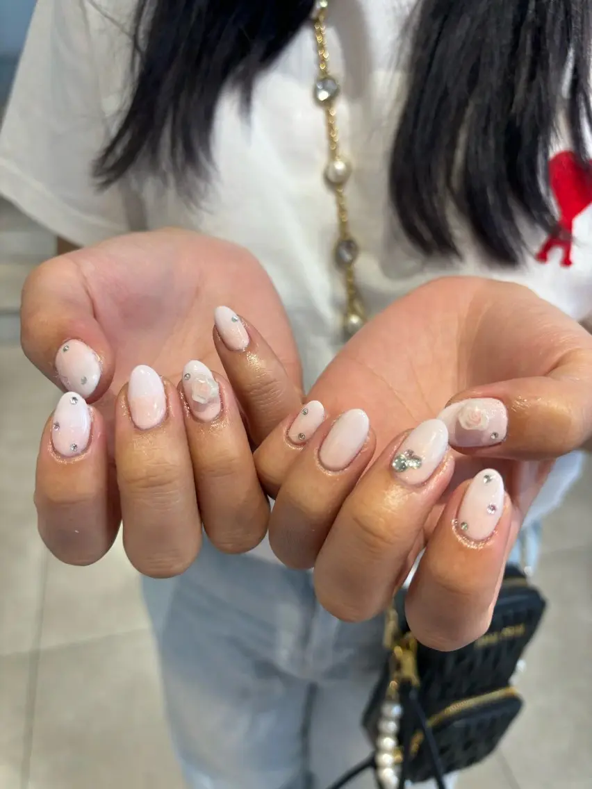 ネイル ハンドネイル ハイトーン/レイヤー nail 百咲💌のヘアスタイル