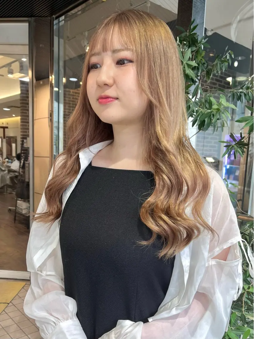 ロング カラー ベージュカラー ブリーチ ケアブリーチ ダブルカラー グレージュ カットパーマ 🌀あさみのヘアスタイル