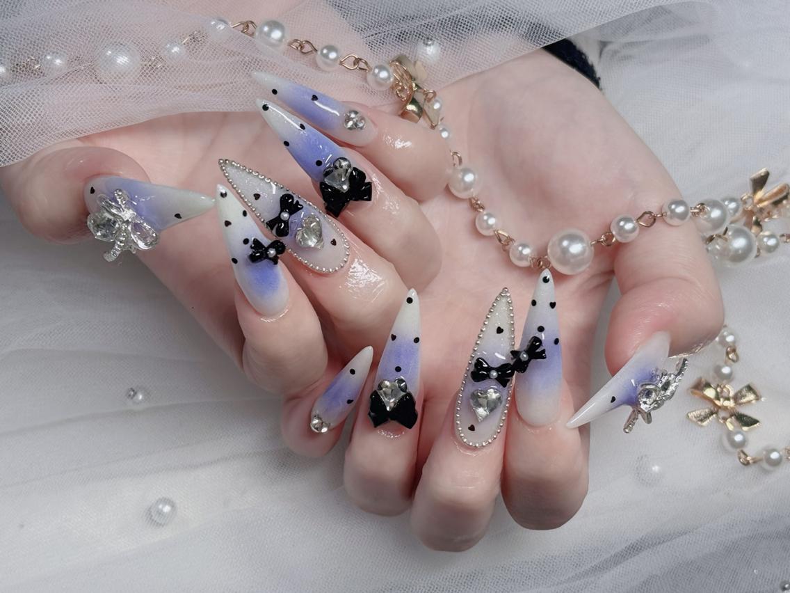 ネイル オーロラネイル チークネイル フットネイル ジェルネイル 韓国ネイル ハンドネイル Sakura h.babynailのネイルデザイン