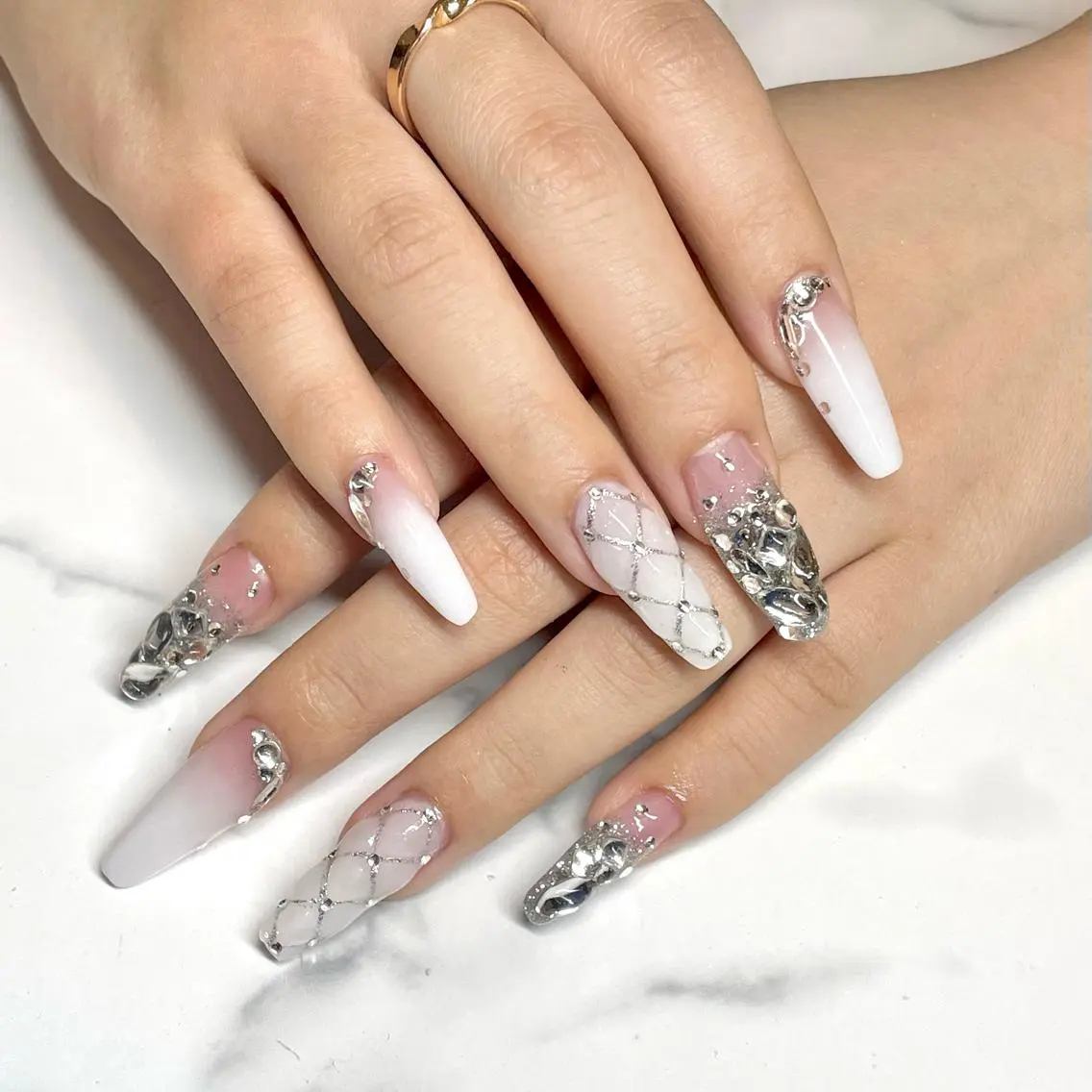 ネイル ハンドネイル pro.M ☆Kinukaのネイルデザイン