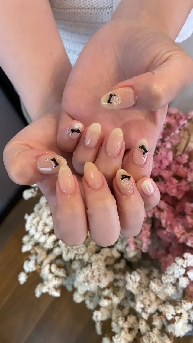 ネイル ハンドネイル crystal ⭐︎ colorのネイルデザイン