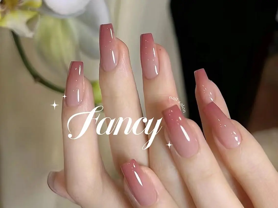 ネイル チークネイル 長さ出し フットネイル フレンチネイル ジェルネイル ハンドネイル Fancy ネイルサロン三軒茶屋のネイルデザイン