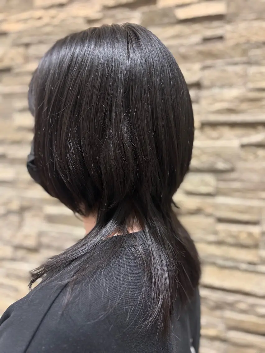 ミディアム 作並 美穂のヘアスタイル