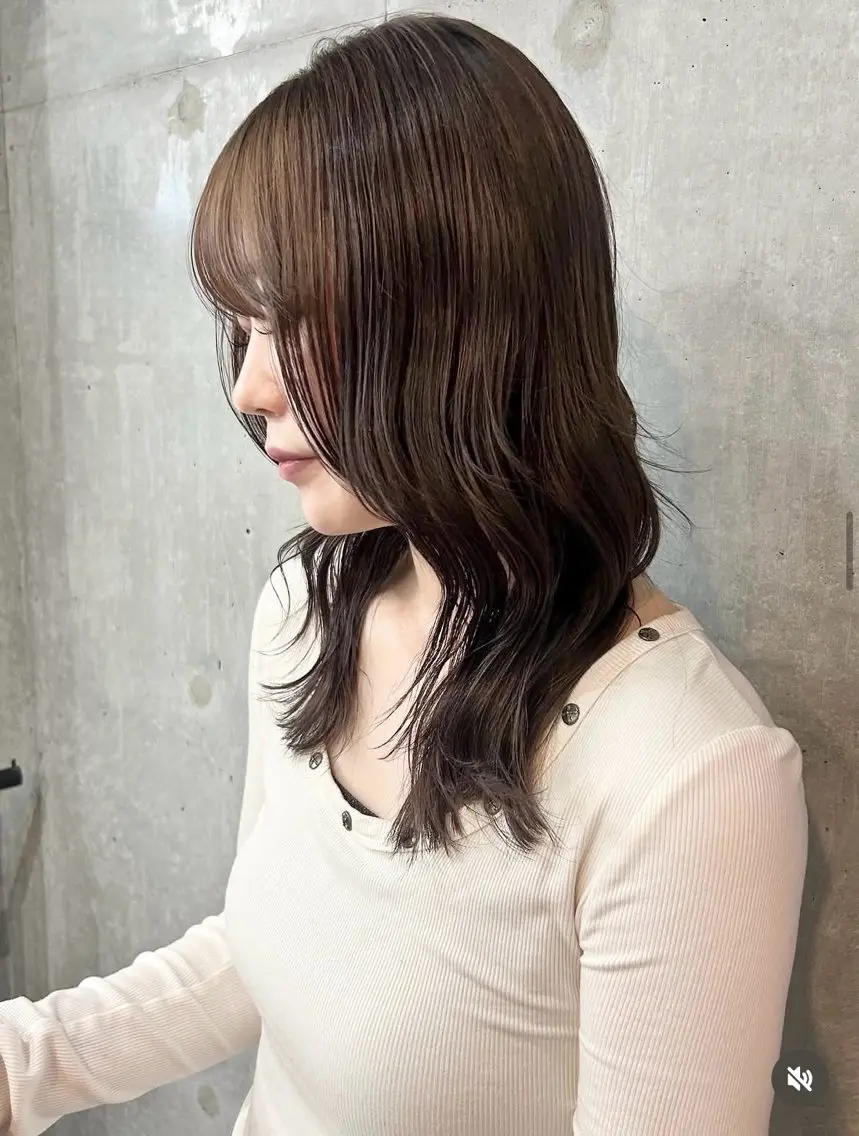 カラー ベージュカラー ブリーチ manami/艶髪 /くすみカラーのヘアスタイル