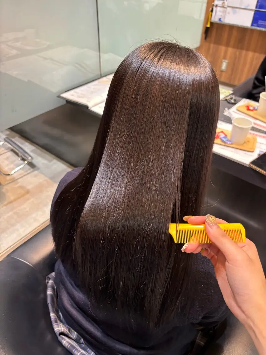 ロング カット 縮毛矯正 トリートメント 林 美月のヘアスタイル