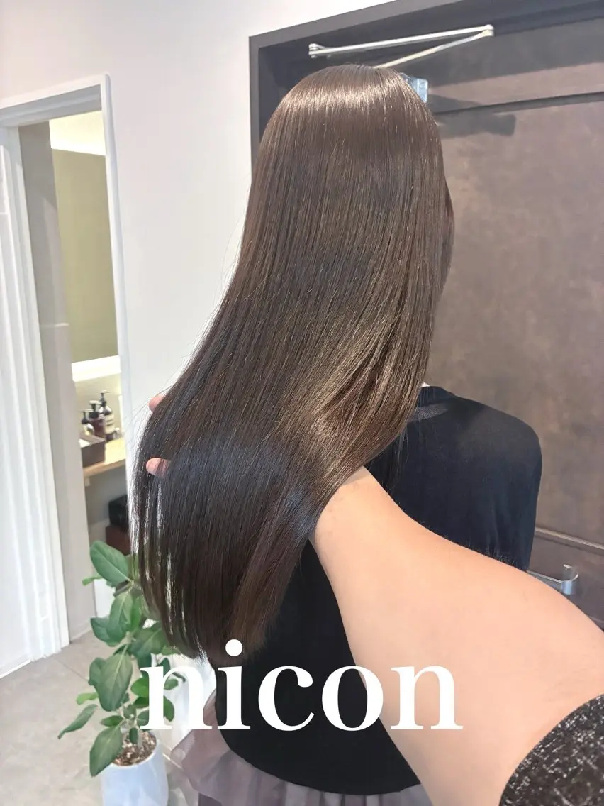 ロング カット ヘアカラー トリートメント 髪質改善カラー 縮毛矯正のヘアスタイル