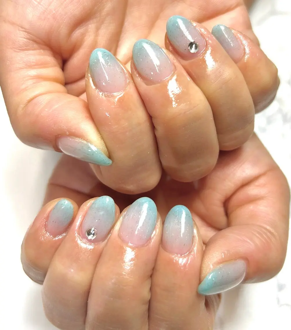 ネイル ストーンネイル ハンドネイル one nailsalonのネイルデザイン