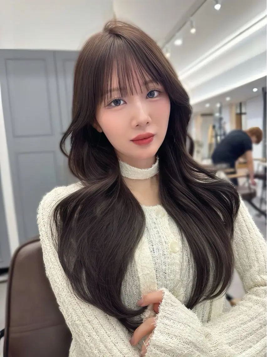 ロング カラー くびれヘア 韓国風ヘア カット ヘアカラー トリートメント 骨格別小顔カット/ 顔周りカット/金井のヘアスタイル