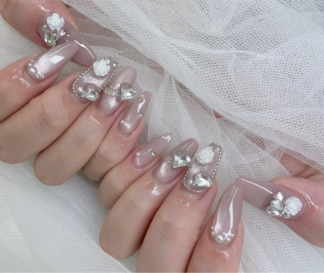 ネイル ハンドネイル Lua nail 🌸Ayaha🌸のネイルデザイン