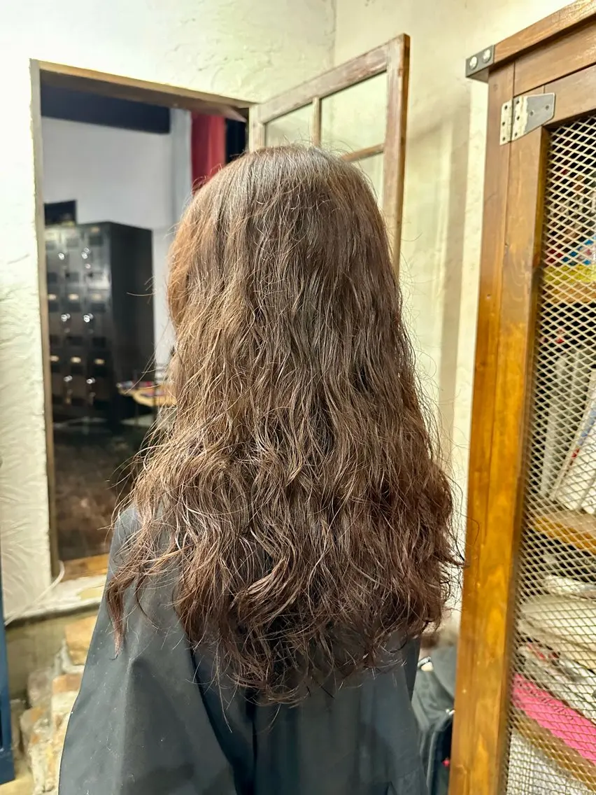 ロング パーマ ロング 🦖ノザワ リンカ🦖のヘアスタイル