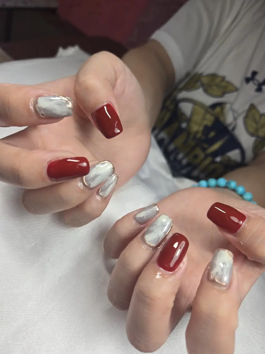 ネイル ハンドネイル ネイルサロンベルティ .ひとみのネイルデザイン