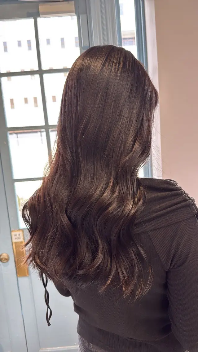 ロング カラー 黒髪 透明感カラー カット ヘアカラー トリートメント Sakura .のヘアスタイル