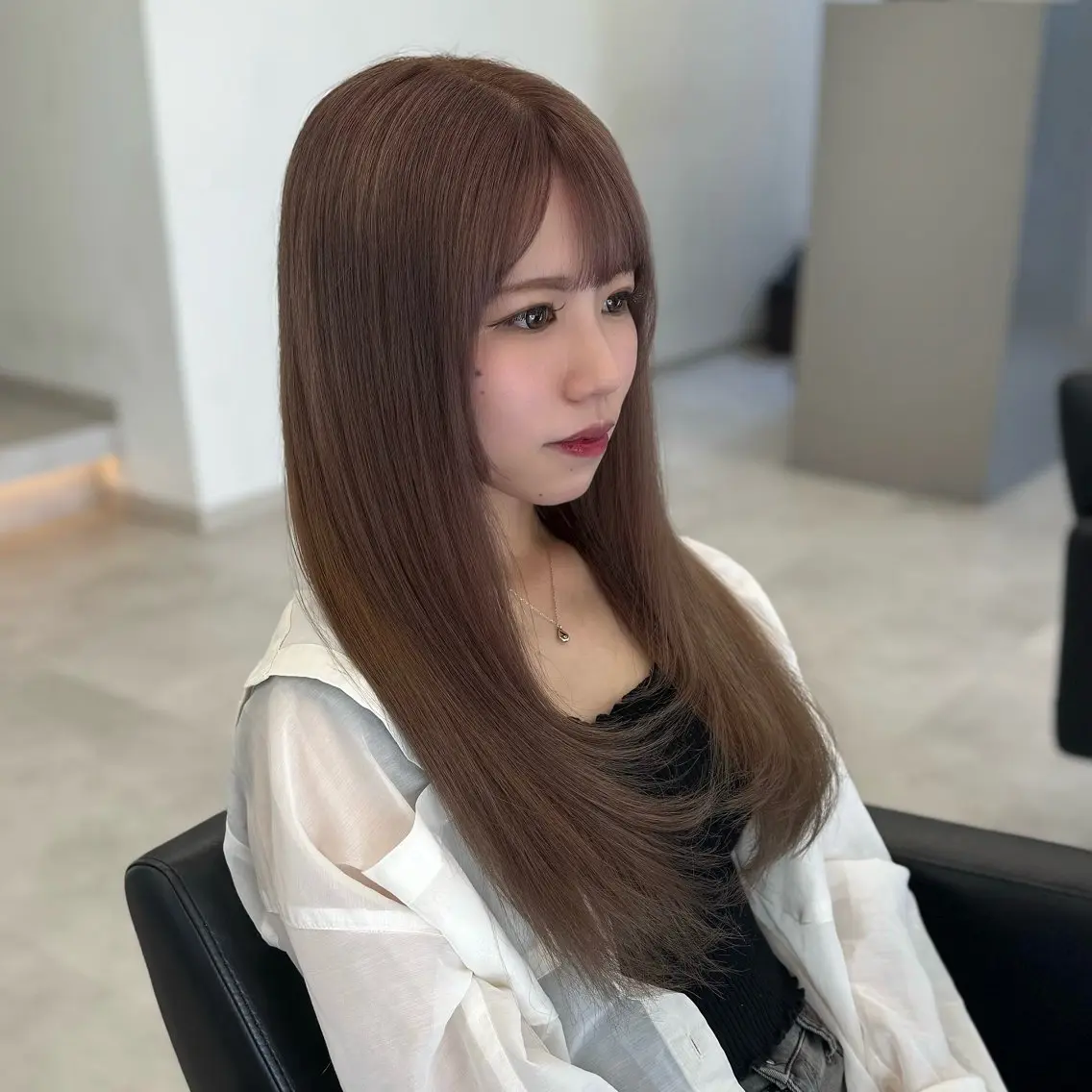 ロング カラー ベージュカラー ブリーチ ミルキーベージュ 顔周りカット レイヤーカット カット ヘアカラー ハイトーン/エクステ /KENTAのヘアスタイル