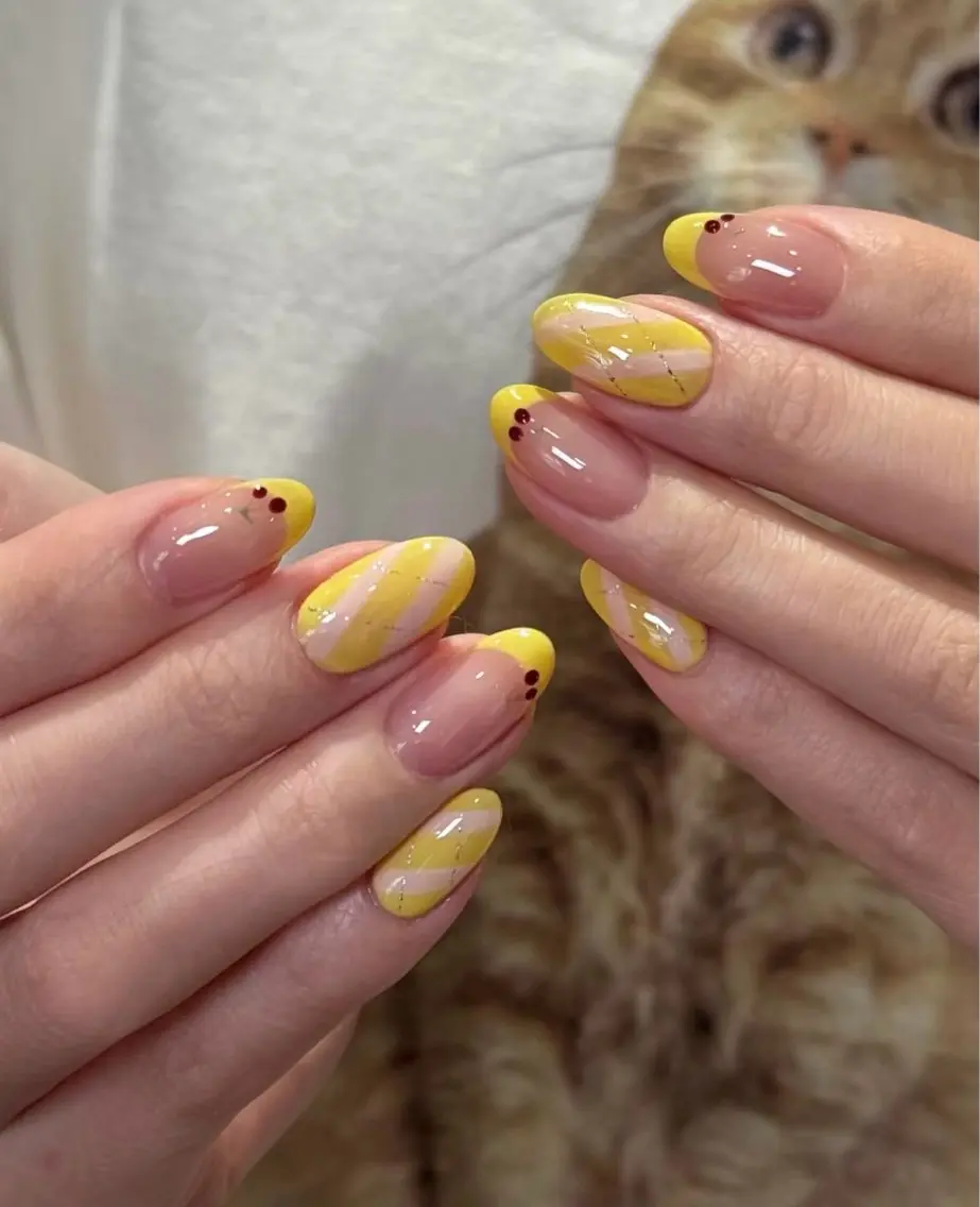 ネイル アートネイル フレンチネイル マグネットネイル ミラーネイル オフィスネイル ハンドネイル Blossom nail_研修のネイルデザイン