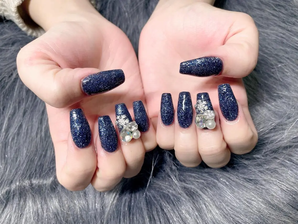 ミディアム ネイル ハンドネイル 《LB》ラブリエ Nail&eyeのマツエク・マツパデザイン