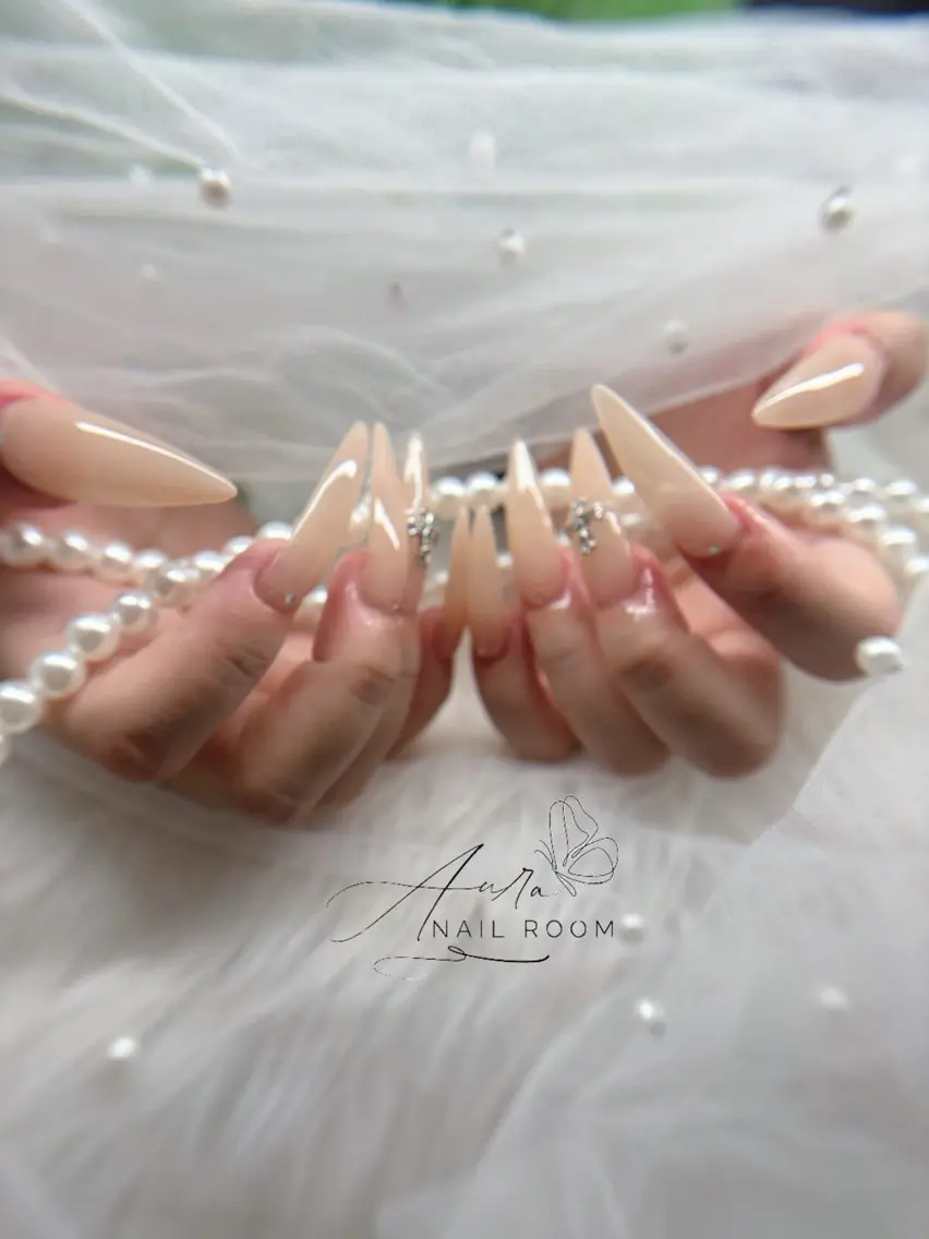 ネイル Aura Nail Roomのネイルデザイン