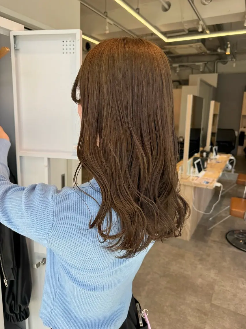ロング カラー ベージュカラー ブリーチ ダブルカラー ブリーチなしカラー ヘアカラー yuka🥕 橿原神宮前のヘアスタイル