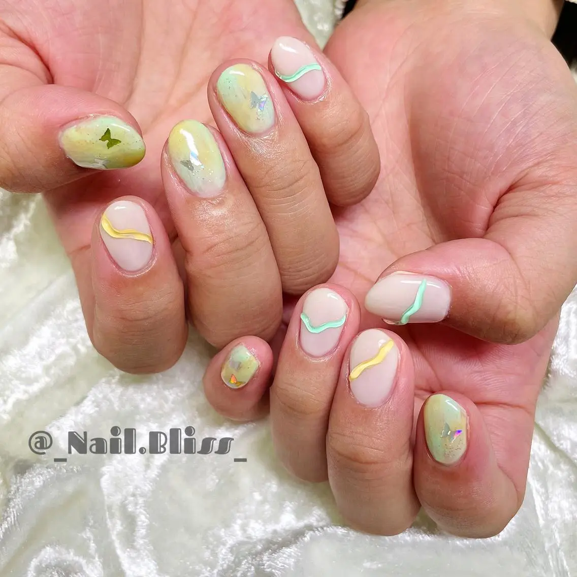 ネイル ハンドネイル NAIL BLISSのネイルデザイン