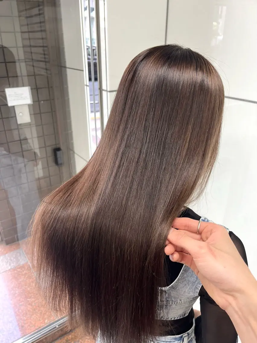 ロング カット 縮毛矯正 トリートメント 石原 悠貴のヘアスタイル