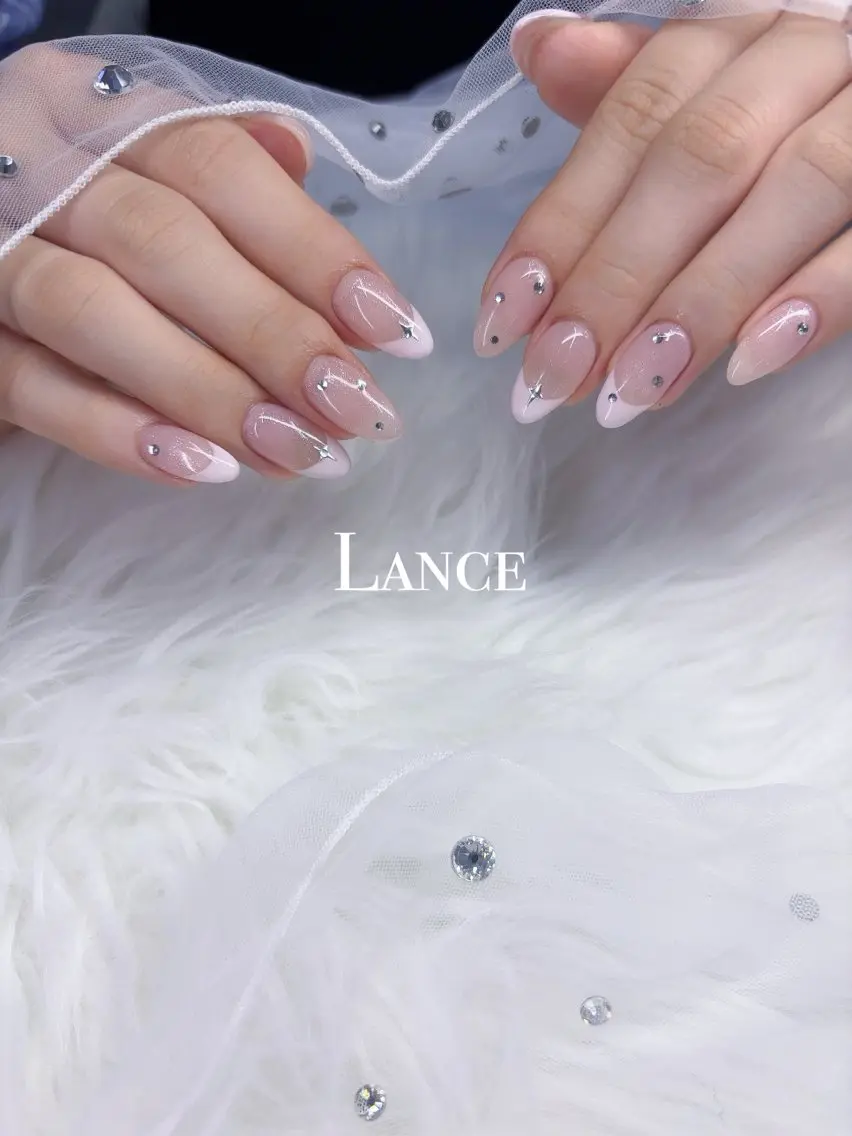 ネイル キラキラネイル 韓国ネイル ワンカラーネイル ワンホンネイル ハンドネイル Lance nailのネイルデザイン