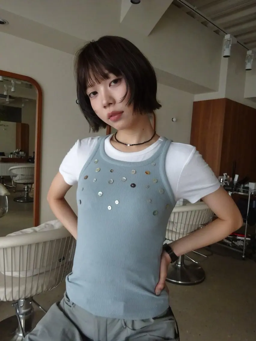 ショート カラー ボブレイヤー ベージュカラー 透明感カラー ボブ レイヤーカット カット ヘアカラー ボブ/似合わせ レイヤーcocomoのヘアスタイル