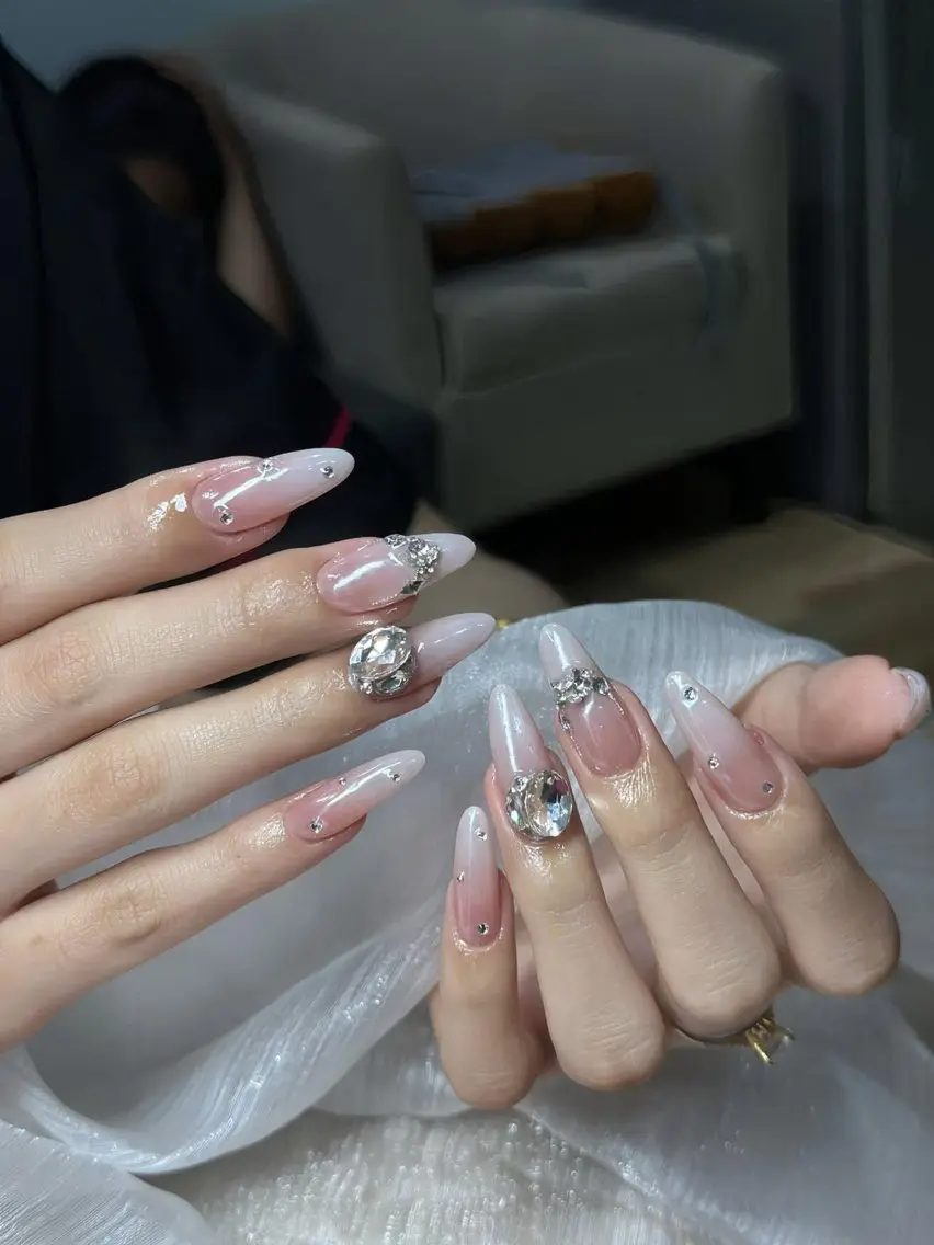 ネイル Minette nailHuongのネイルデザイン