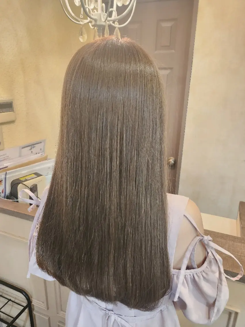ロング ヘアアレンジ カラー 透明感カラー イルミナカラー カット ヘアカラー トリートメント 田井中 悠紀のヘアスタイル