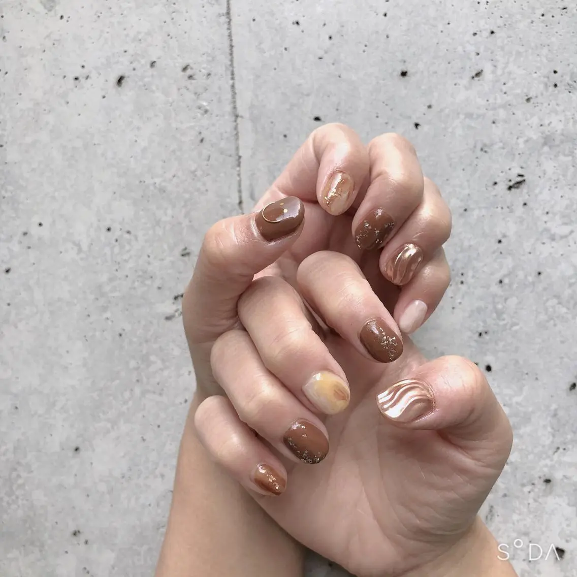 ネイル アートネイル ジェルネイル ミラーネイル ニュアンスネイル 冬ネイル You kyehwaのネイルデザイン