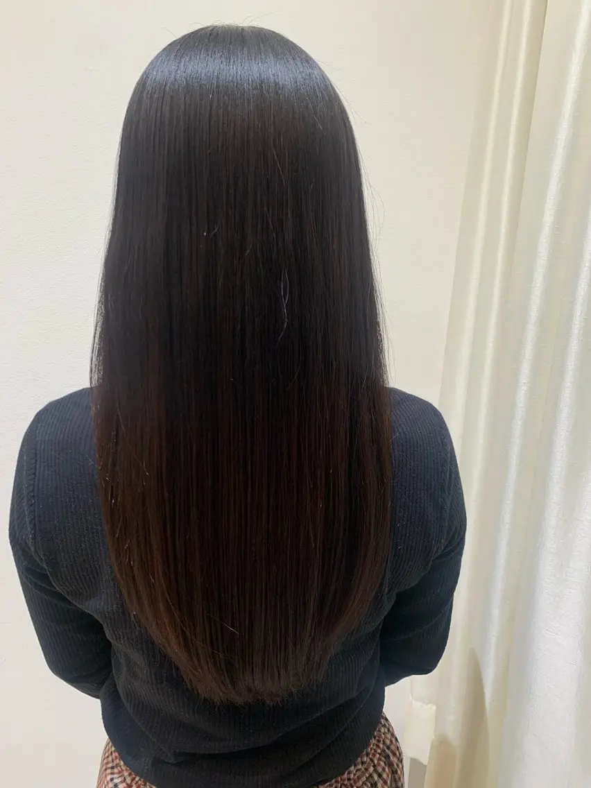 ロング 縮毛矯正 吉田 詩穂のヘアスタイル
